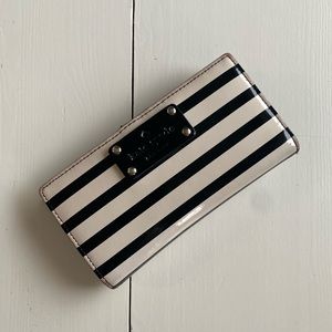 Kate Spade bi-fold wallet